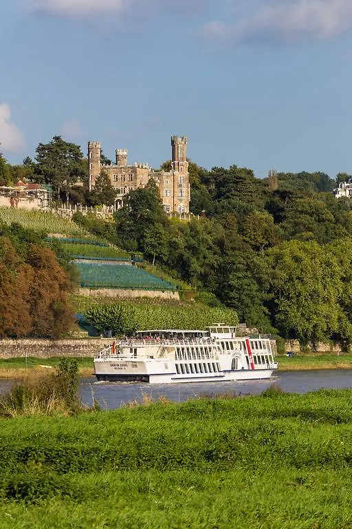 Hotel Schloss Eckberg Dresden
